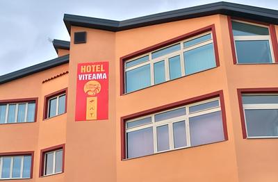 Super OYO 945 Dream Touch Hotel