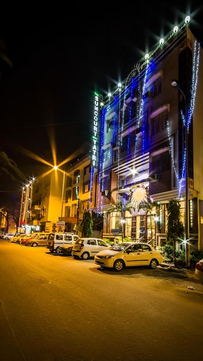 The Sun Court Hotel Yatri