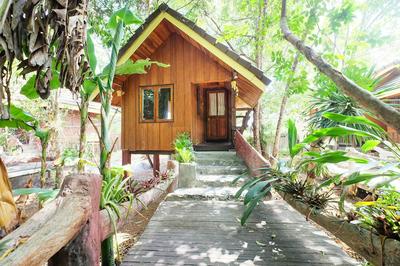 OYO 604 Ruen Mai Horm Resort