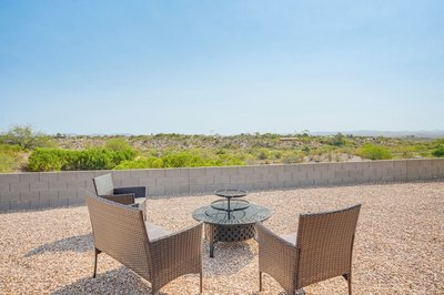 Tee Off & Soak in Mtn Views: Arizona Desert Oasis!