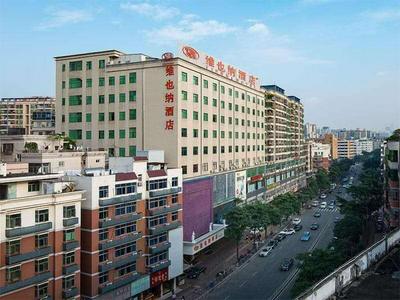 Vienna Hotel (Shenzhen Bao'an Centre Liutang Metro Station)
