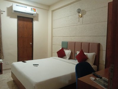 Acuotel Inn Minakshi