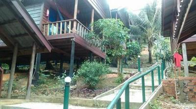 Happy Elephant Bungalows