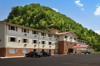 Super 8 by Wyndham Prestonsburg