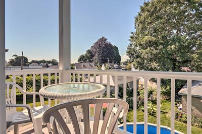 New London Hideaway Near Beaches & Local Spots!