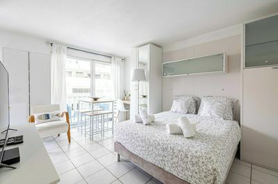 Charming Studio With Balcony & Pool -heart of Nice
