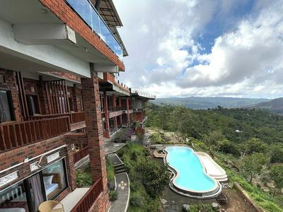 Caldera Hotel & Restaurant