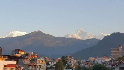 Lakeway Apartments and Rooms