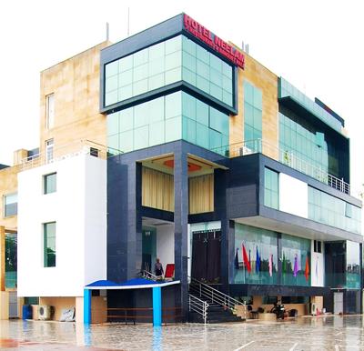 Neelam Palace Hotel