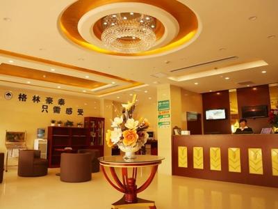 GreenTree Inn HanZhong Railway Station BeiYiHuan Road Express Hotel