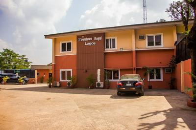 Downtown Royal Hotel