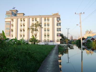 At Ease Hotel Suvarnabhumi