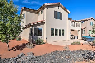 Utah Home w/ Pool & Hot Tub Access, Mtn Views!