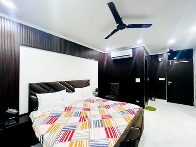 Roomshala Hotel Tom & Jerry