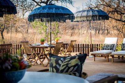 Safari Moon Luxury Bush Lodge