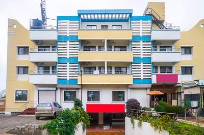 OYO 17121 Hotel Yashraj Inn