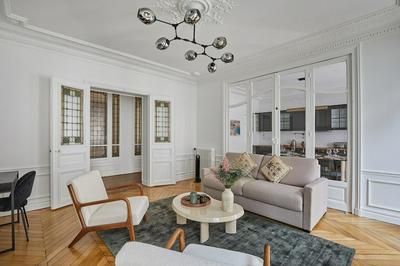 Sublime Apartment in the Heart of Paris