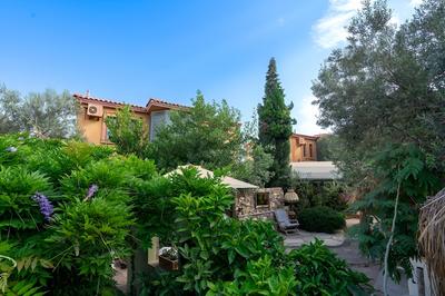 Cunda Battalos Küçük Otel