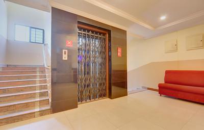 OYO 10596 Hotel Indu