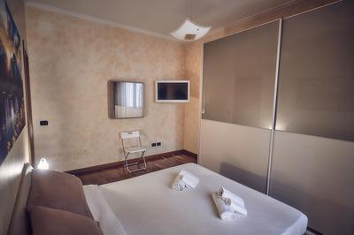 B&b 212 travelershome ciampino airport
