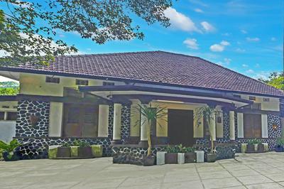 Hotel O Bogor near Kebun Raya Bogor formerly Guest House Saputra