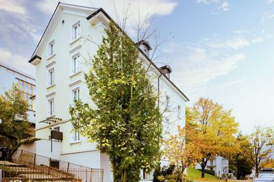 VISIMO Apartments Felsenstrasse St Gallen - Elegant heritage building in a quiet neighbourhood