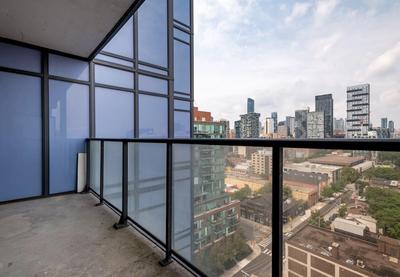 George St - Modern Suite w Balcony View photo 2