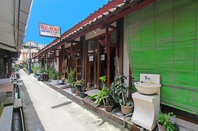 SPOT ON 91911 Rejeki Homestay Syariah Malioboro
