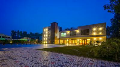 The Zenith - A Hotel By Hot Millions