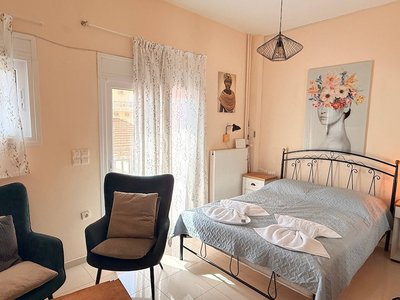 Little Central Apartment-1min Walk From Everywhere