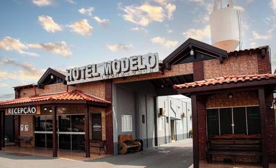 HOTEL MODELO