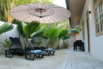 Oasis Village Fenfushi