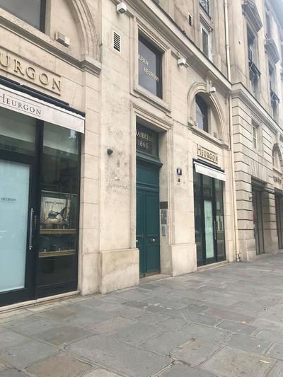 Luxury 2 Bedroom Duplex - Beautiful Monument View