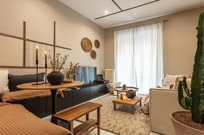 Gobi - 1 Bedroom and Office in Chamber