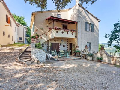 Apartment in Stroncone Near Piediluco Lake