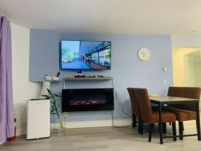 Lovely 1-Bedroom Condo with AC & Kitchen