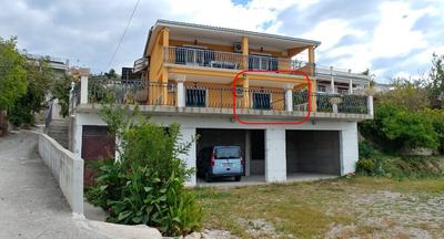 A2 Beachfront apt With big Terrace and sea View
