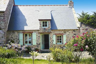 Stone House in Plurien Near Sandy Beaches