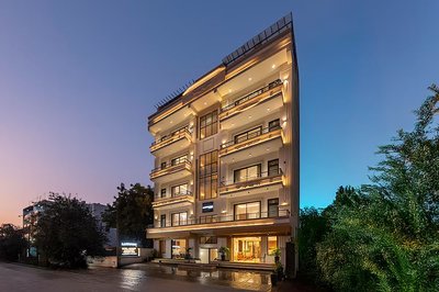 Qotel Signature - Golf Course Road