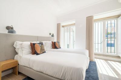 Lapa Diplomatic Suite&Flat by FeelLisboa