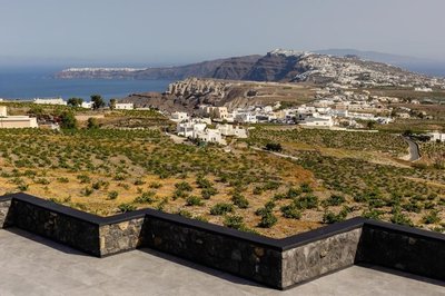 Agios Antonios Houses