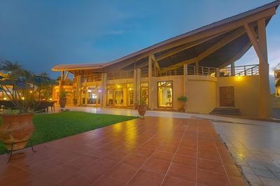 Raybow International Hotel