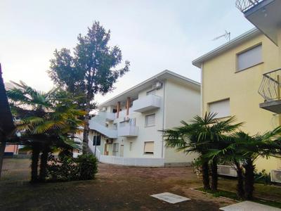 Bright and Comfortable Apartment in Bibione