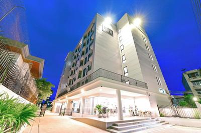 NORN Rimklong Bangkok Hotel