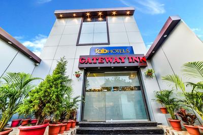 FabExpress Gateway Inn