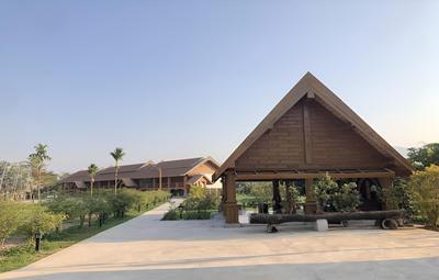 Vang Vieng Romantic Mountain View Resort