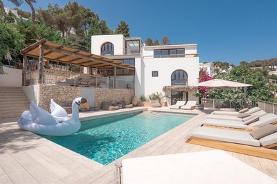 Can Furnet in Ibiza With 4 Bedrooms and 8 Bathrooms