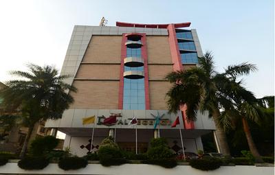 Royal Regency Lifotel by Crossway