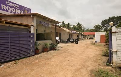 OYO 18969 H3 Rooms