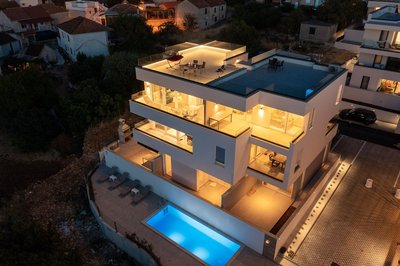 Luxury Apartment Dreams in Okrug With Swimming Pool sea View Wifi Parking